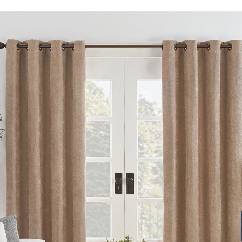 COPY - Curtain panel